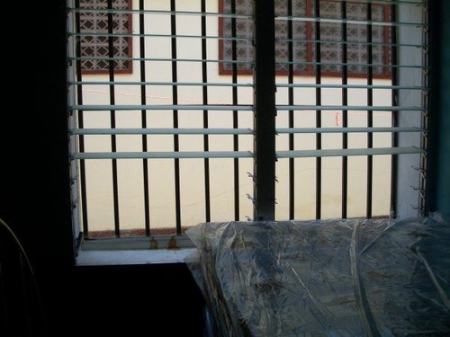 missing window pains 2.jpg